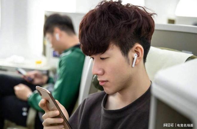 开云中国-TheShy遭遇五持续失利，日本队教练压力巨大！全场沸腾不已-开云中国