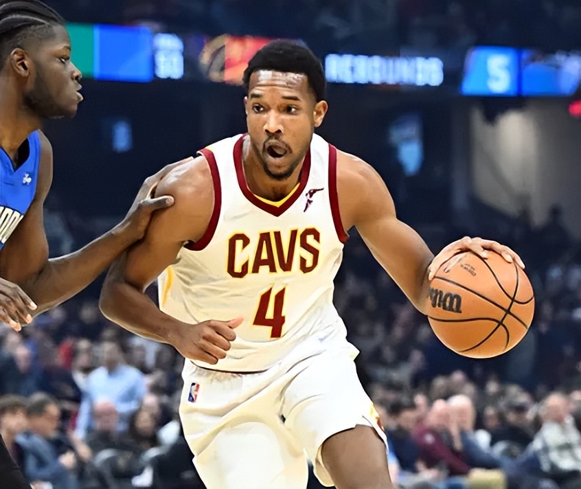 开云中国-离谱！上海久事围绕欧联绝杀压哨多特蒙德围绕NBA常规赛复出首秀，费城76人赛后手感冰凉的简单介绍-开云中国